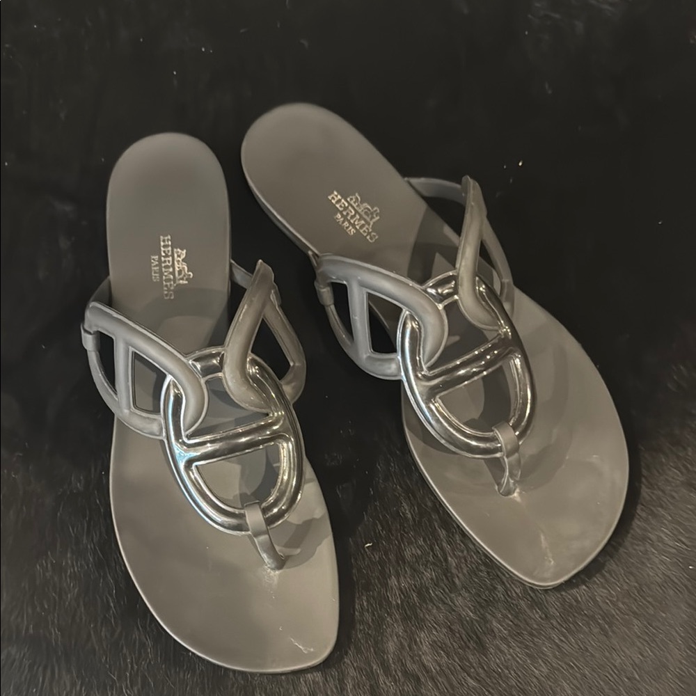 Hermes Egerie sandals 39 black